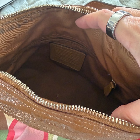 Coach purse - Picture 4 of 9